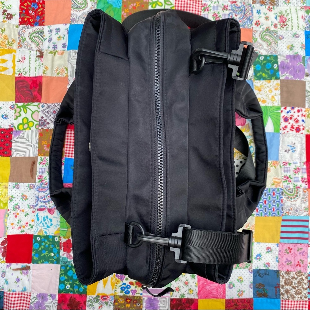 Tahari Black Nylon Bag - Picture 5 of 9